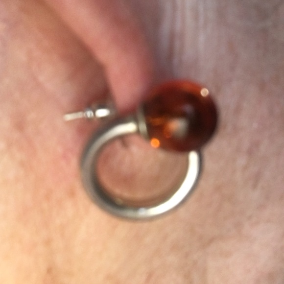 Silver corkscrew post earrings with orb detail - Picture 7 of 8